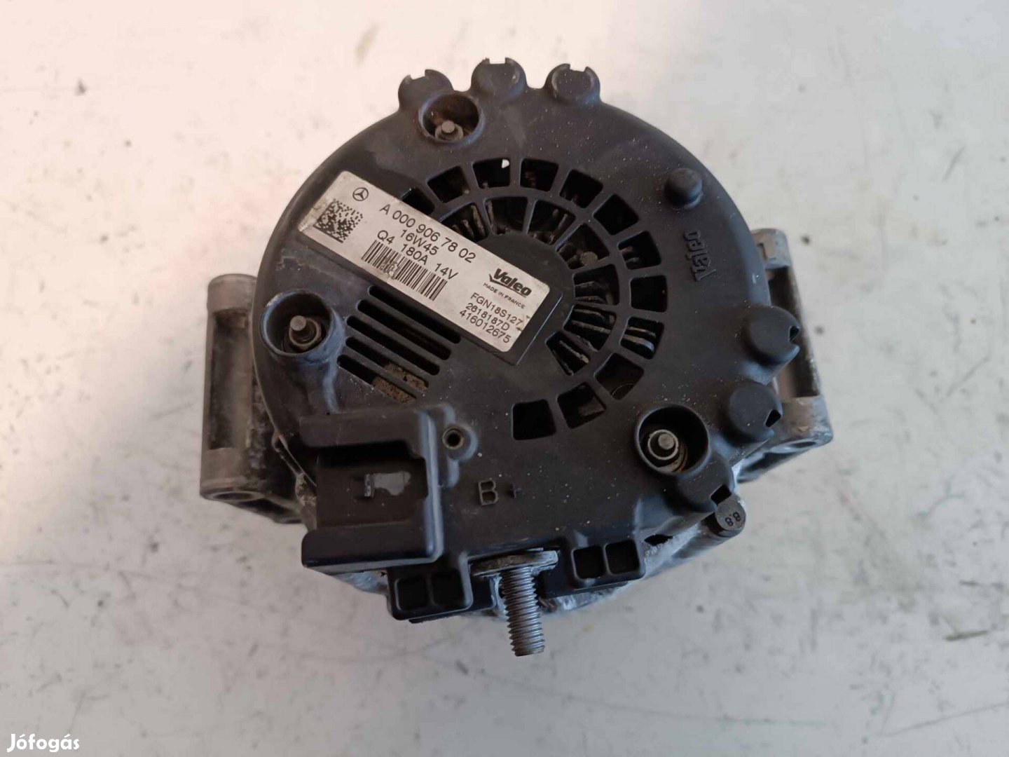 Mercedes C 220 W205 generátor a0009067802