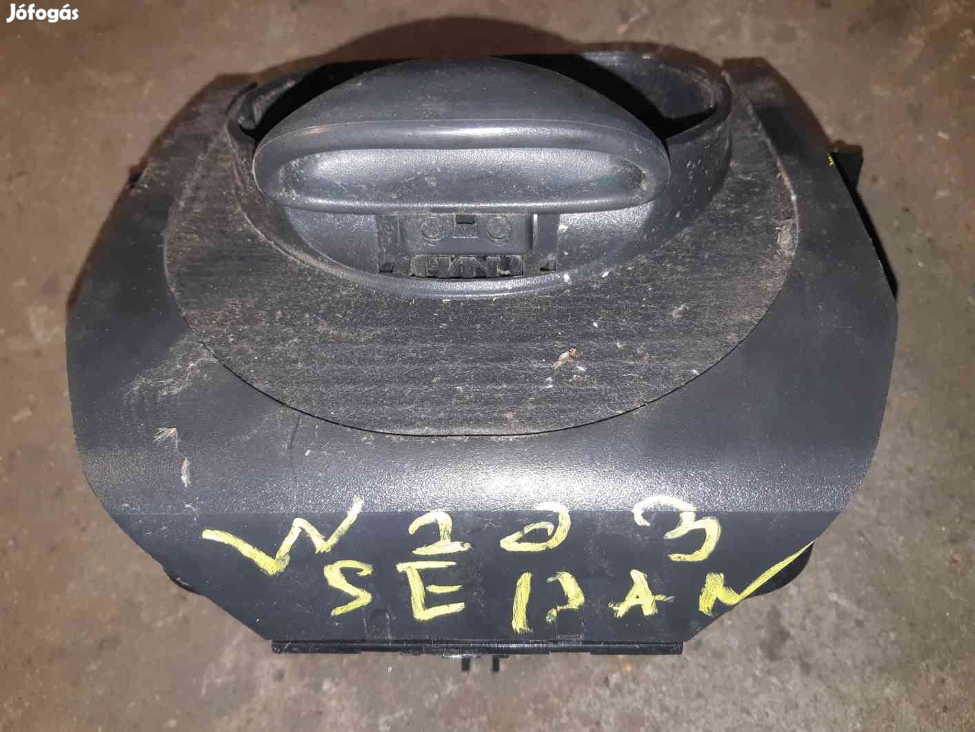 Mercedes C W203 Kormány Alatti Burkolat Kormánymagasság