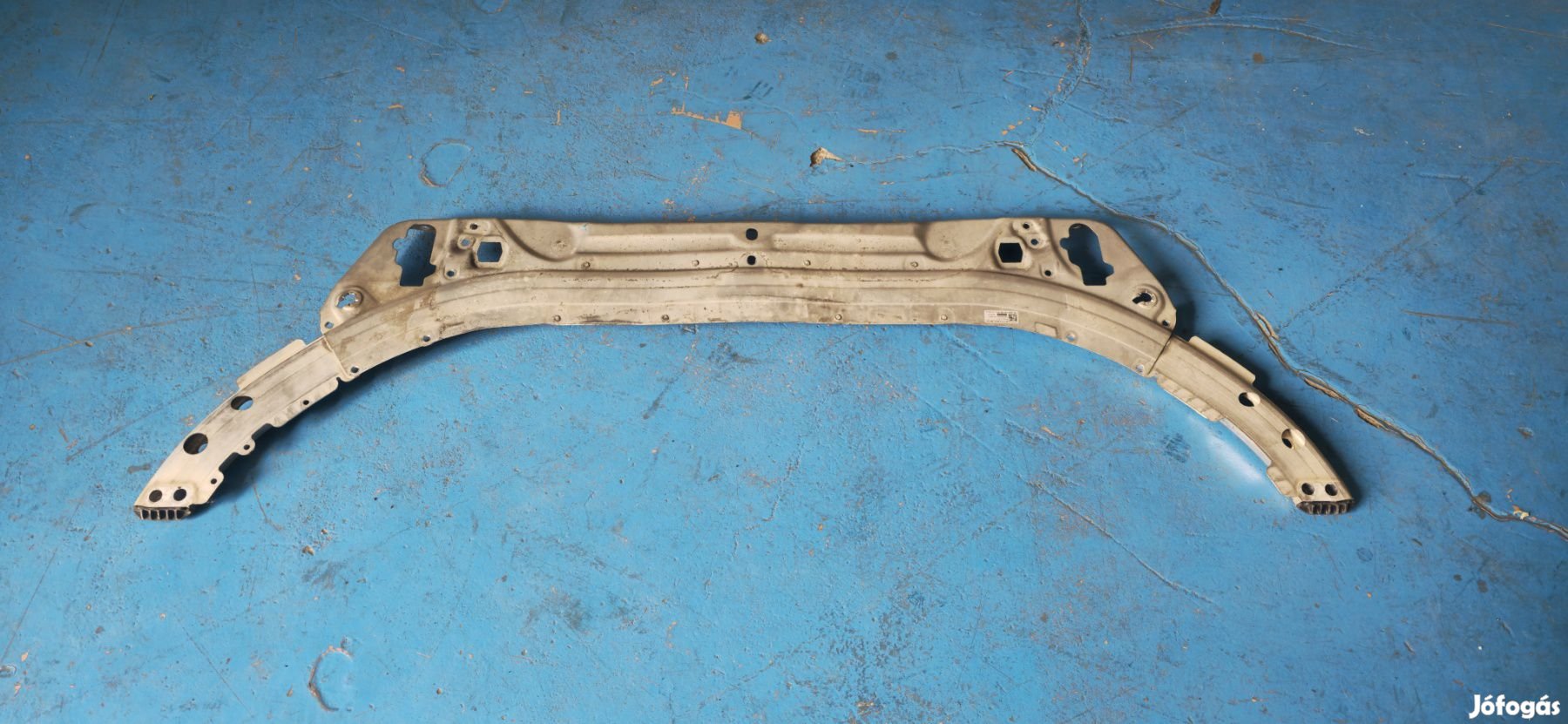 Mercedes C osztály W205 felső hűtő tartó  A2056201734 eladó