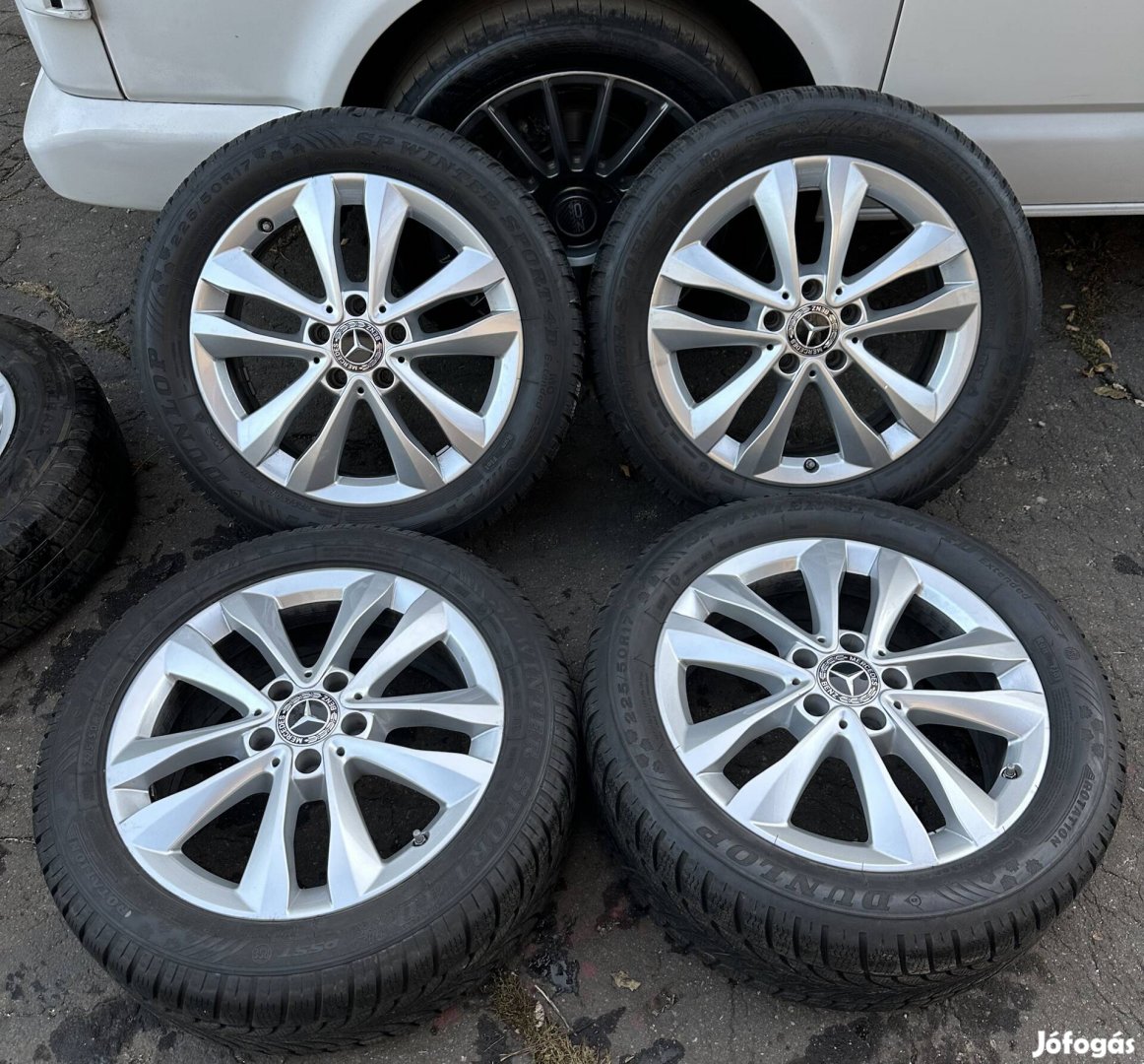 Mercedes C osztály W205 gyári 17 alufelni 5x112 felni téli gumi