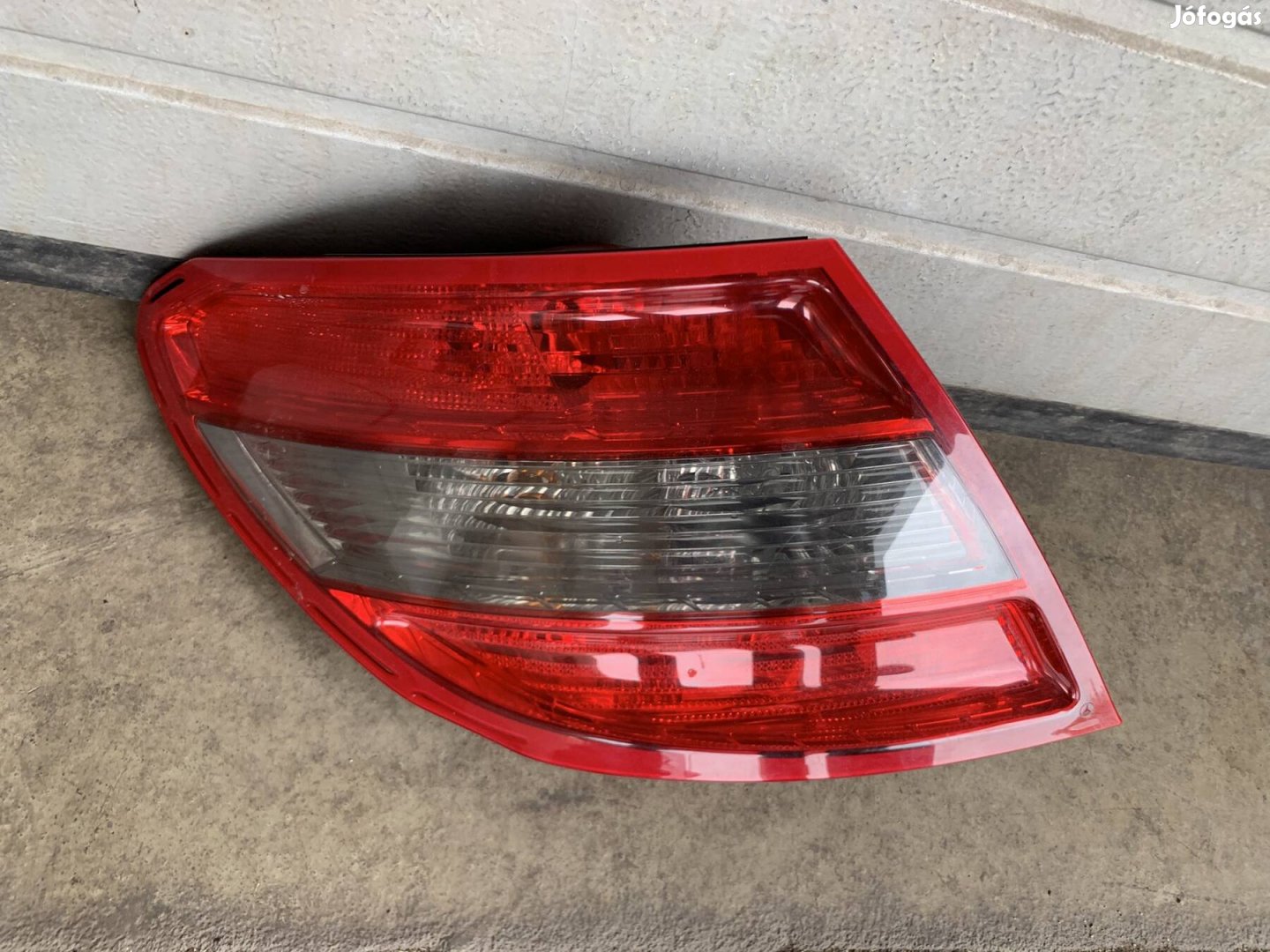 Mercedes C soztály W204 sedan bal hátsó lámpa 2006-2011 A2048202964