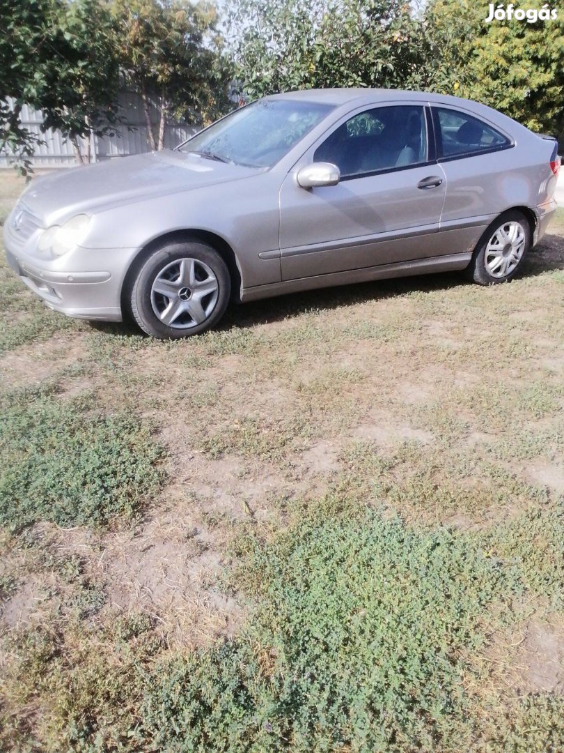 Mercedes Cl 203, 1,8 kompresszor alkatrészei eladók