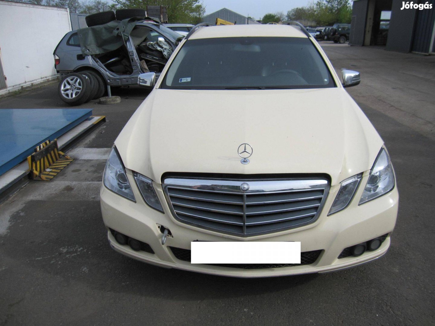 Mercedes E220 CDI W212 használt alkatrészek