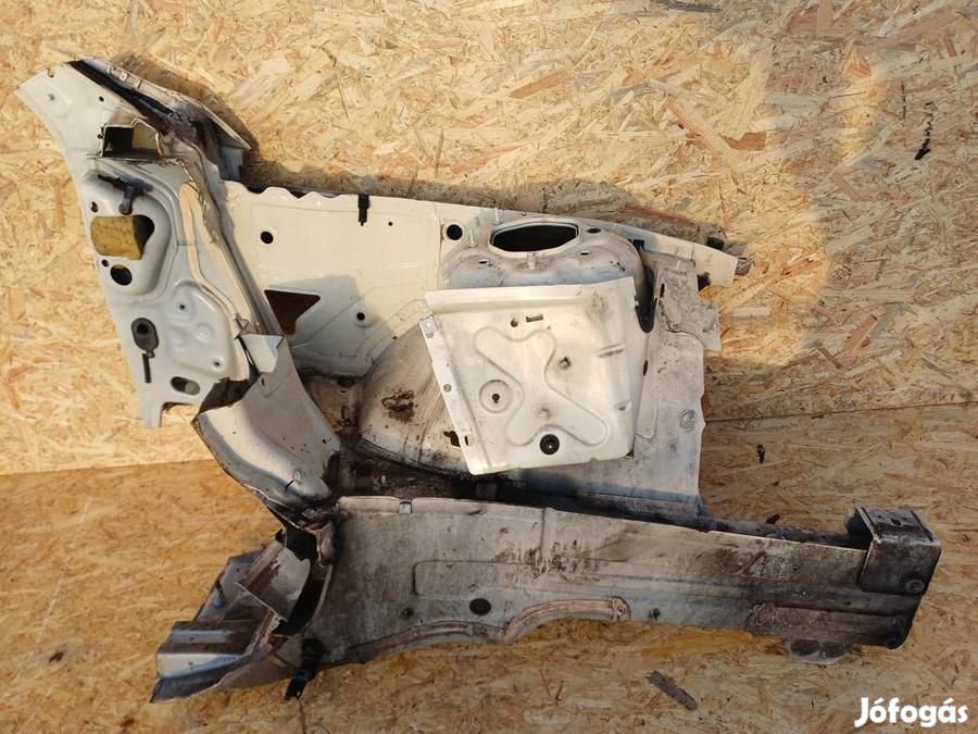 Mercedes E Class W212 (2009-2016) Bal Első Nyúlvány