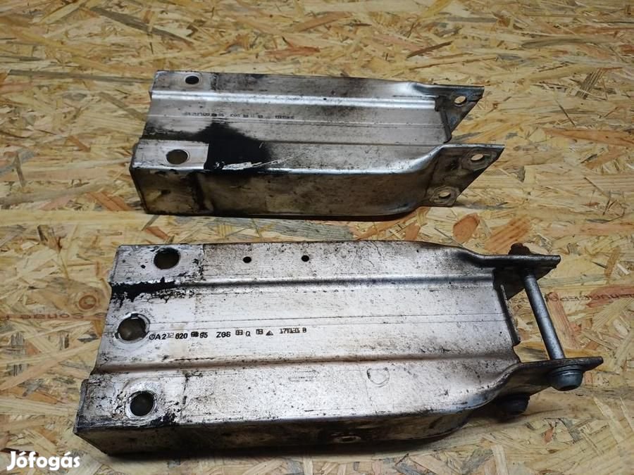 Mercedes E Class W212 (2009-2016) Első Nyúlványvég Pár