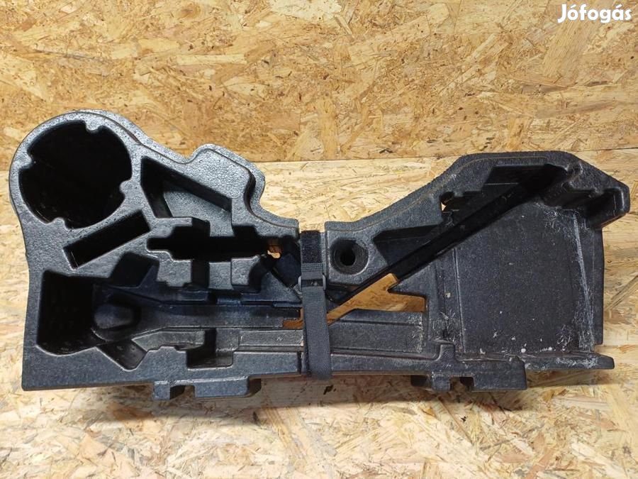 Mercedes E Class W212 (2009-2016) Szerszámtartó