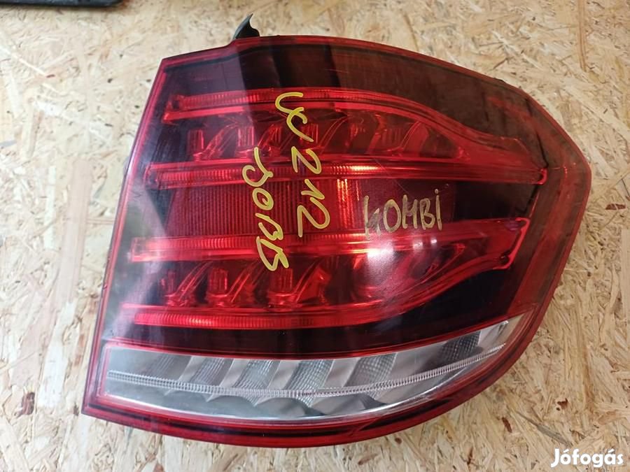 Mercedes E Class W212 (2013-2016) Kombi Jobb Hátsó Külső Lámpa