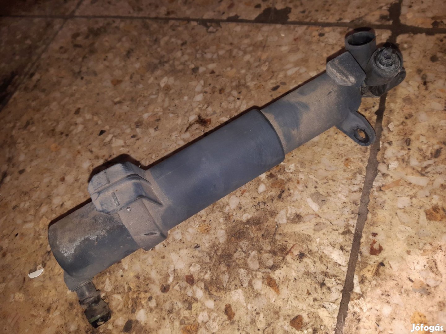 Mercedes E W210 Jobb Első Fényszórómosó Fúvóka