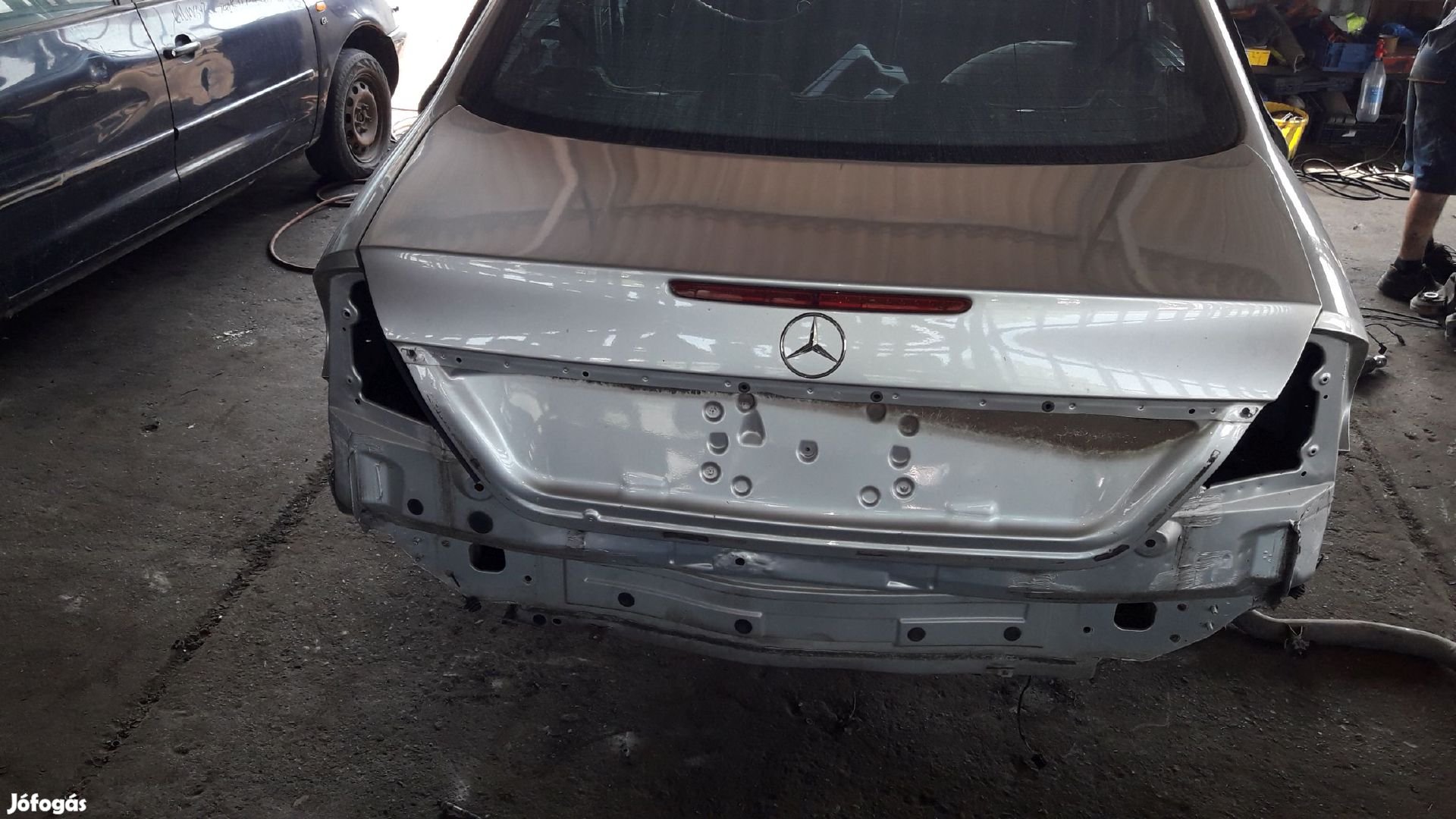 Mercedes E W211 Csomagtér Ajtó