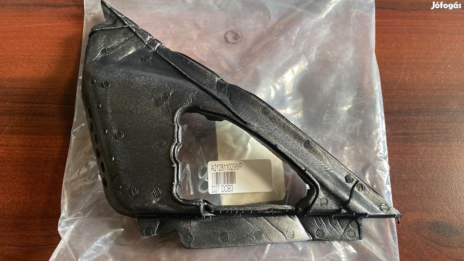 Mercedes E-class W212 visszapillantó szigetelés A2128110298