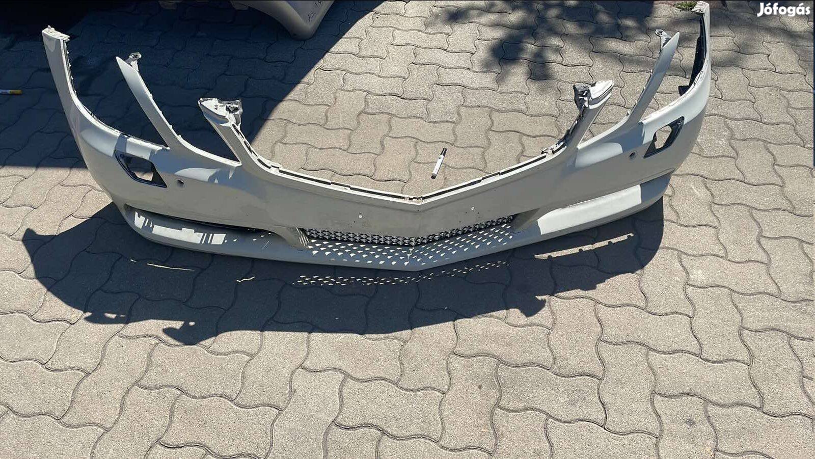 Mercedes E coupe w207 első lökhárító eladó. Cikkszám:A2078850425