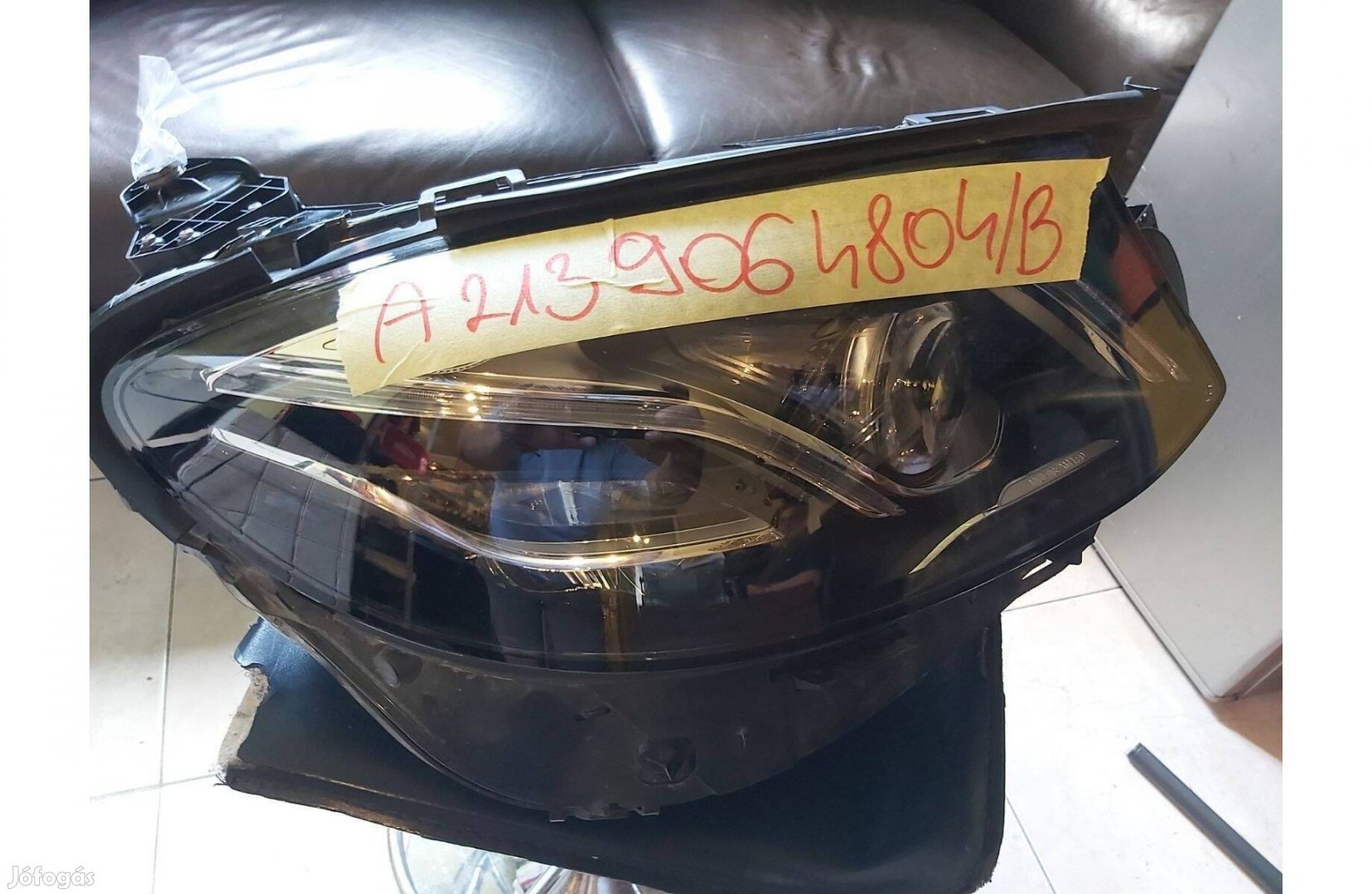 Mercedes E-klasse W213 fényszóró jobb Eladó. Cikkszám:A2139064804