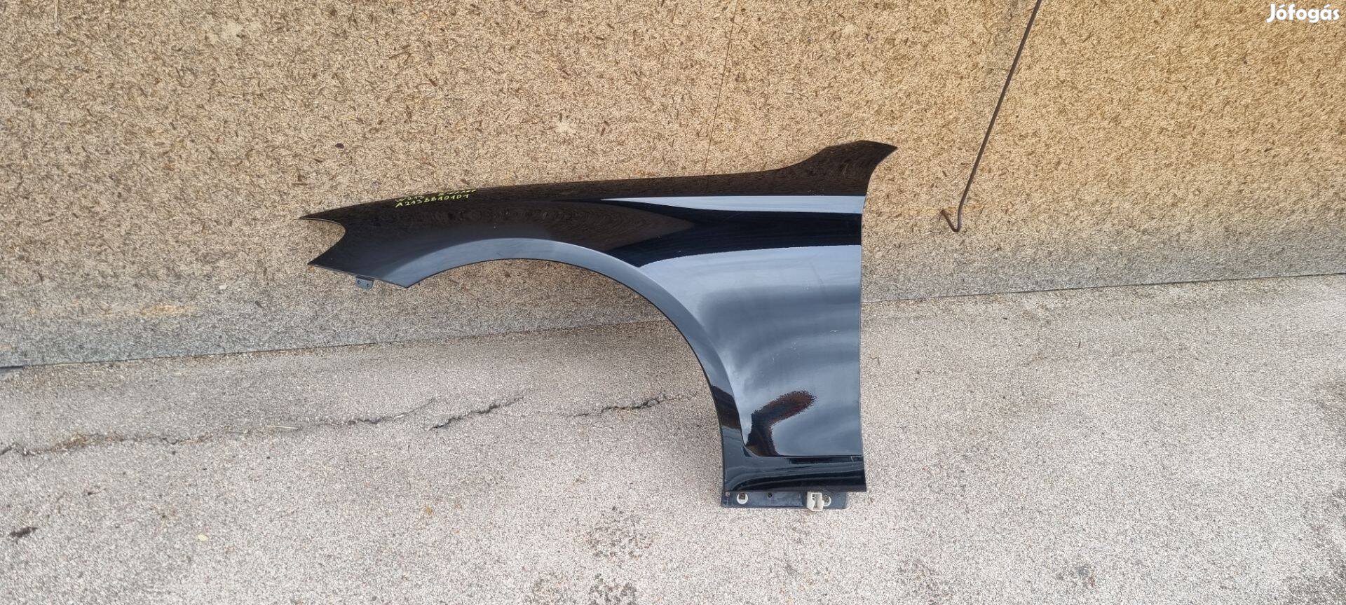 Mercedes E-osztály A213 W213 bal első sárvédő A2138810101