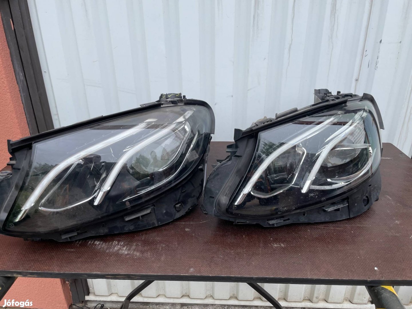 Mercedes E-osztály W213 Bal oldali Lámpa