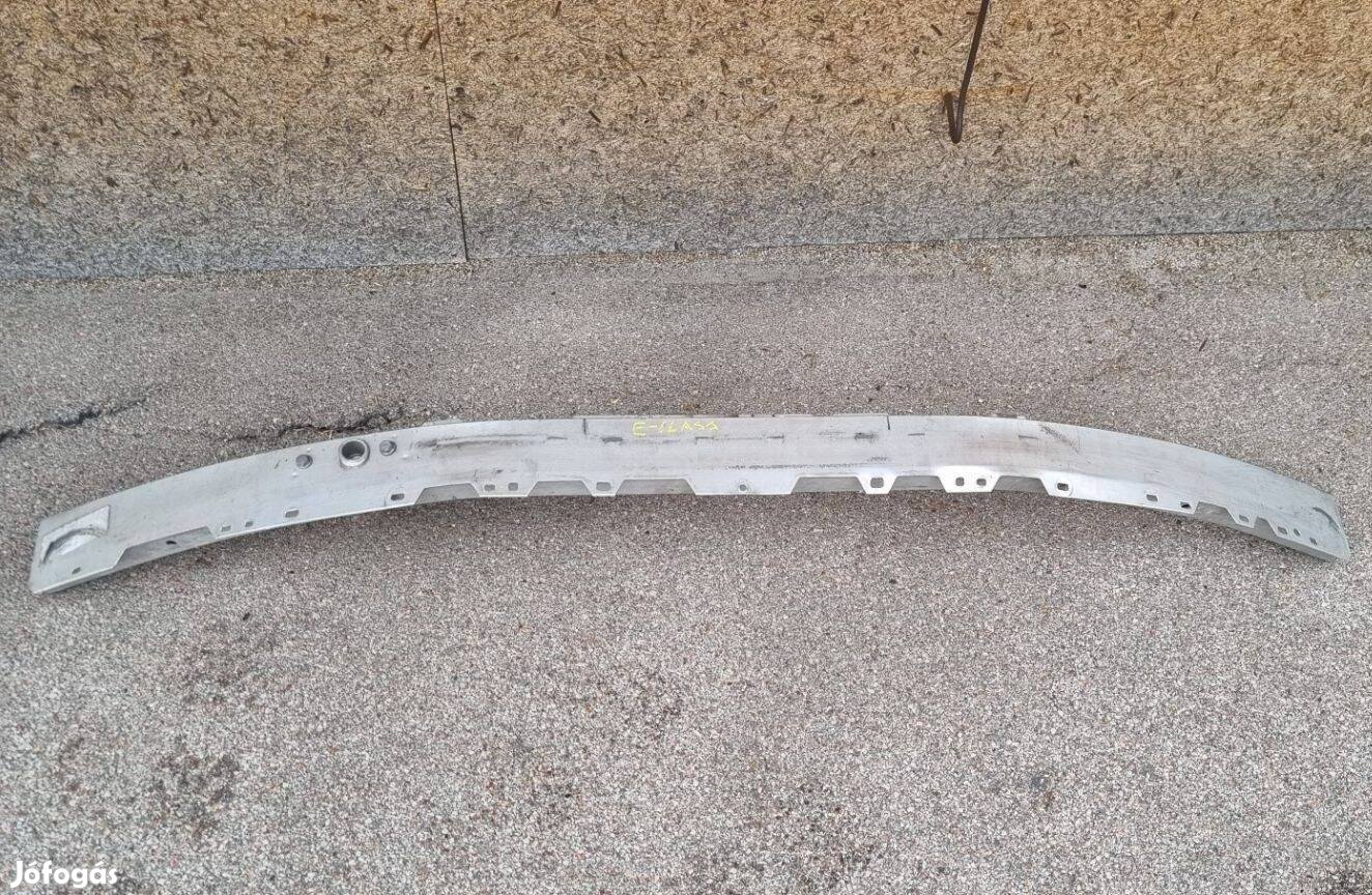 Mercedes E-osztály W213 Első kereszttartó A2136200130
