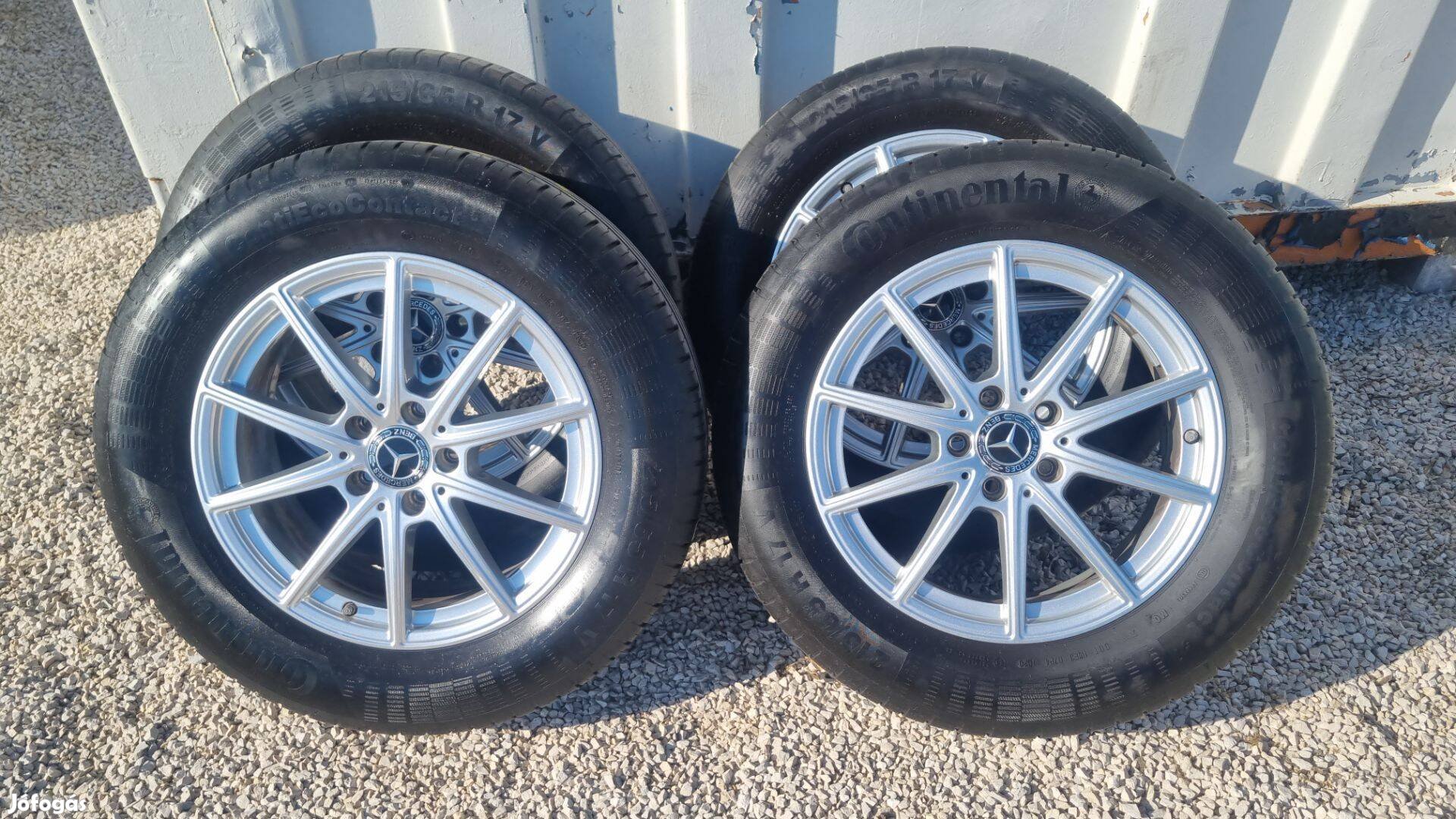 Mercedes GLA CLA A 5x112 R17 gyári alufelni Tpms gumi garnitúra