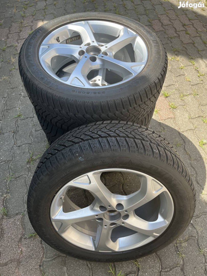 Mercedes GLA gyári 18" kerék alufelni téli gumi 4db