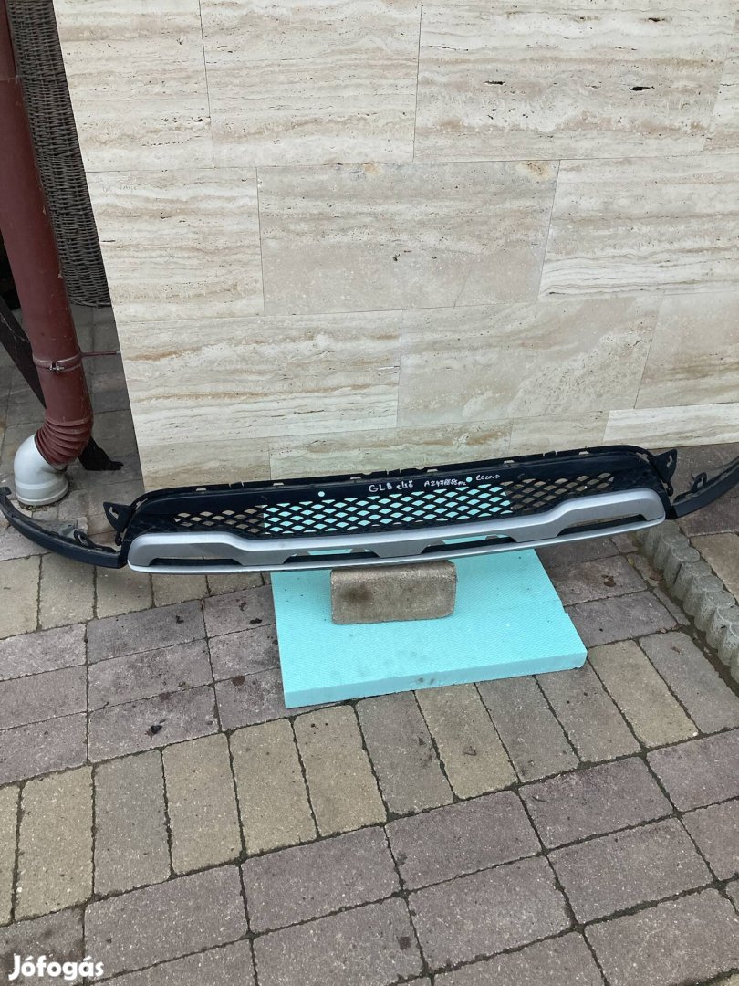 Mercedes GLB első lökhárító alsó része((A2478858102)