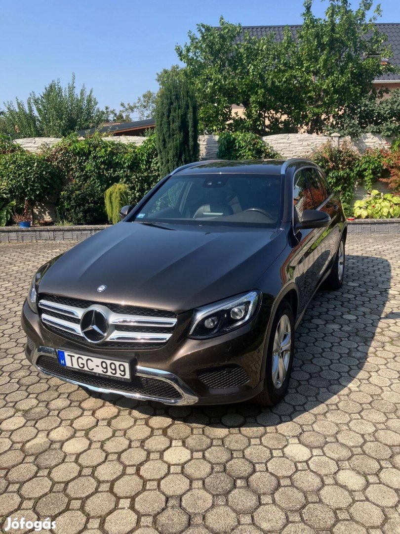 Mercedes GLC220