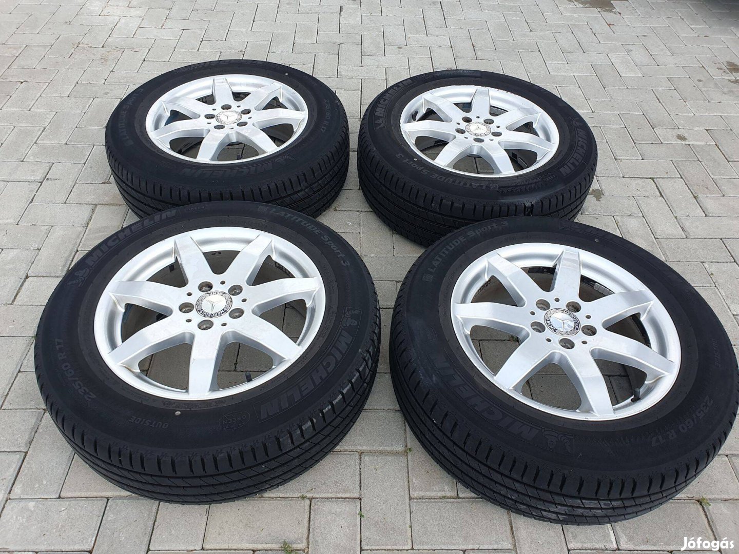 Mercedes GLK felni alufelni nyári gumikkal