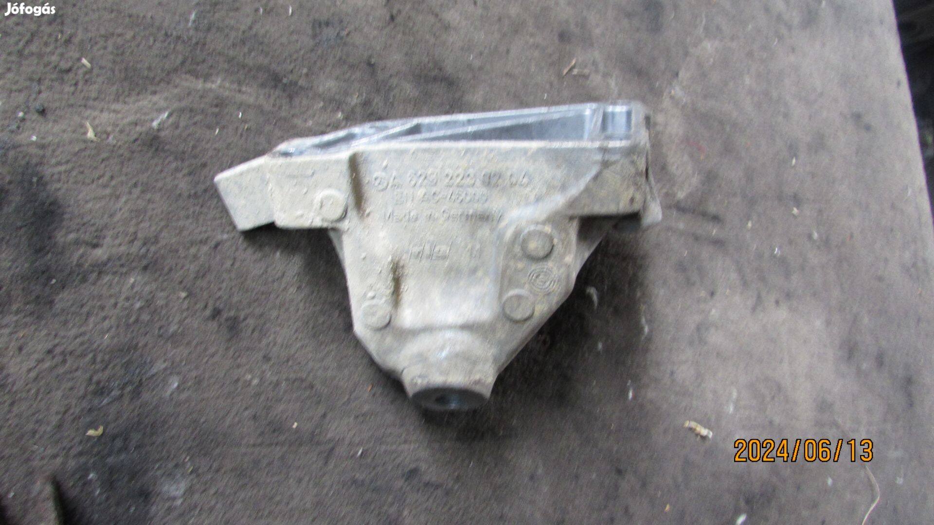 Mercedes GL 2005-2011 Váltótartó bak 4.2D a6292230204