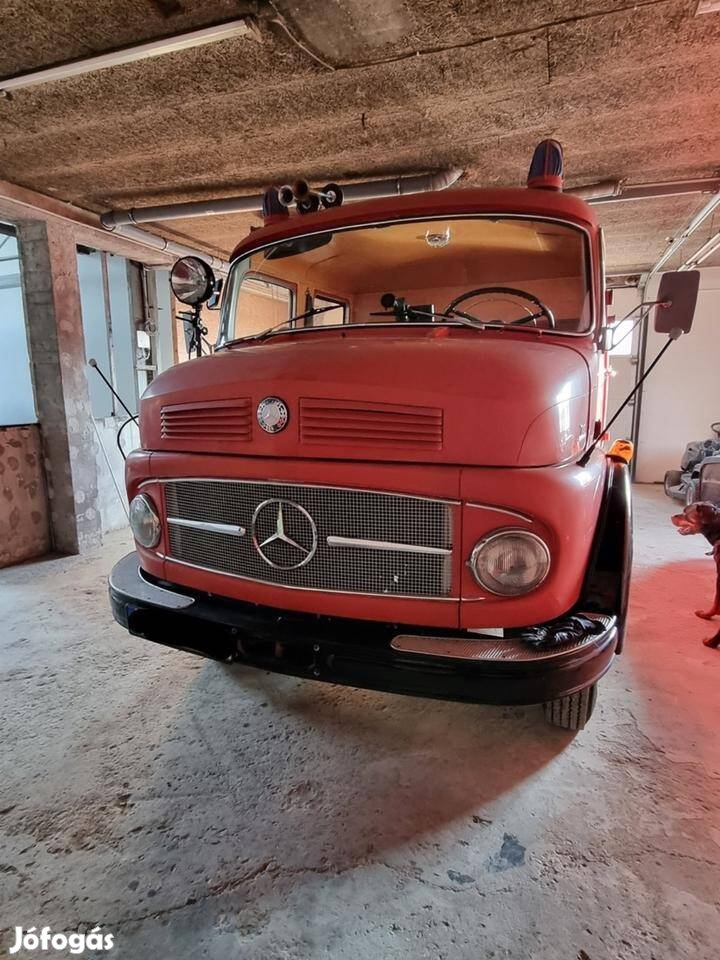 Mercedes LAF 710/32 - 7 személyes, 1968