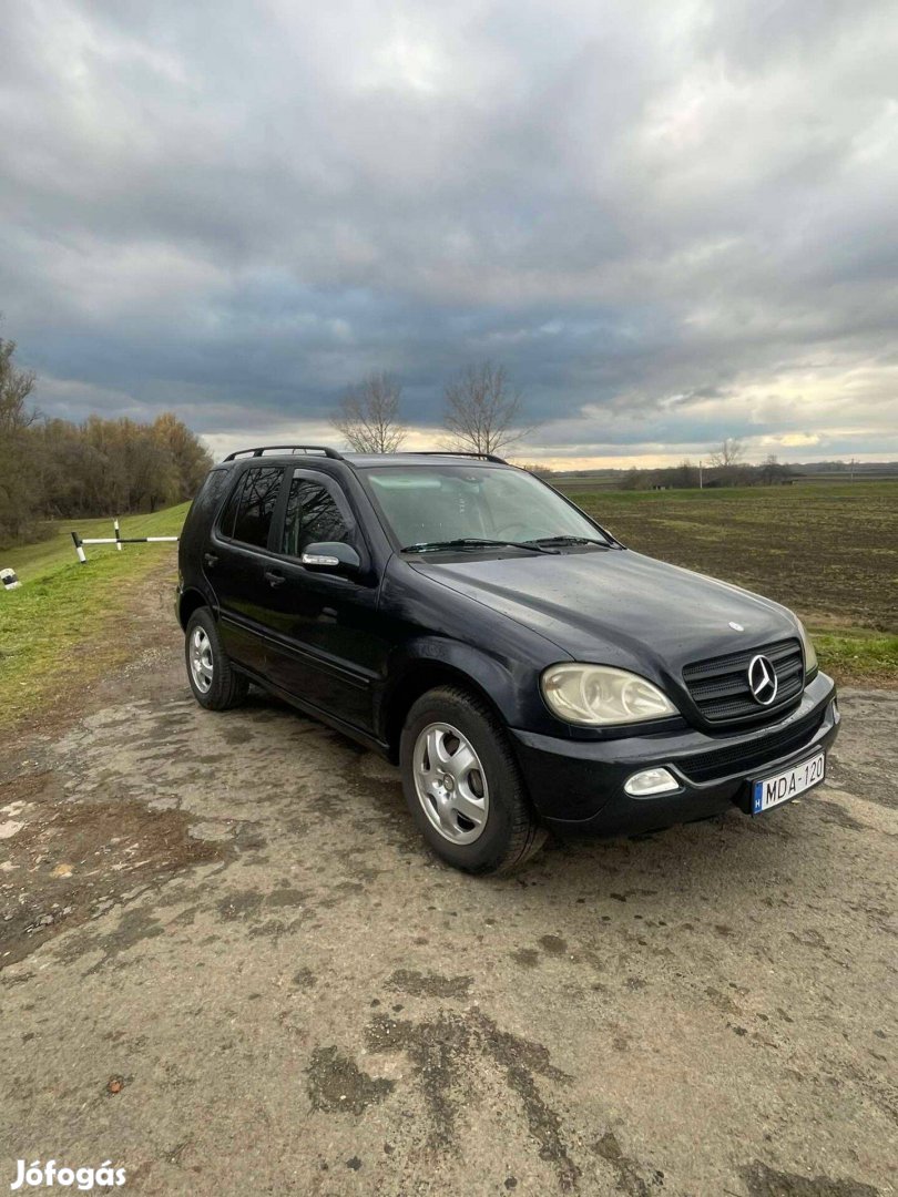 Mercedes ML270