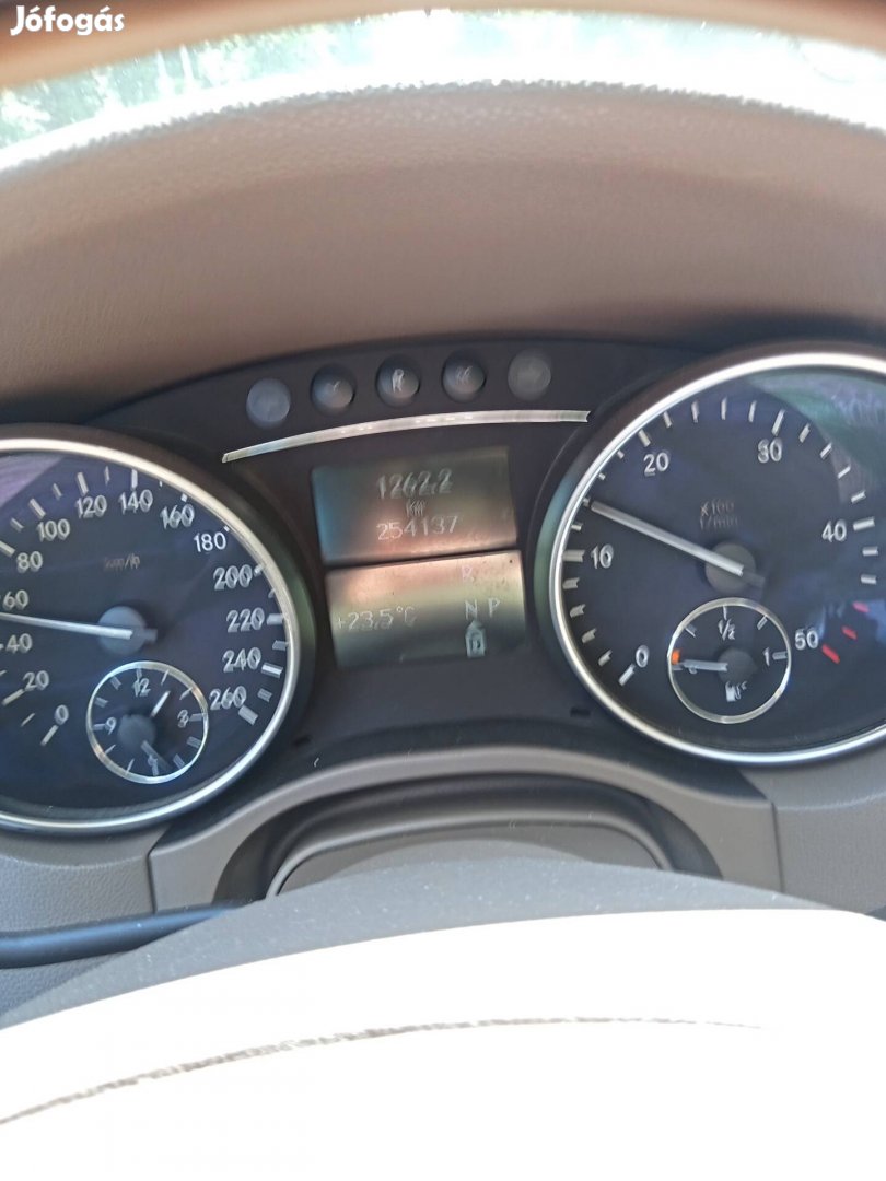 Mercedes ML320 eladó, cserélhető 