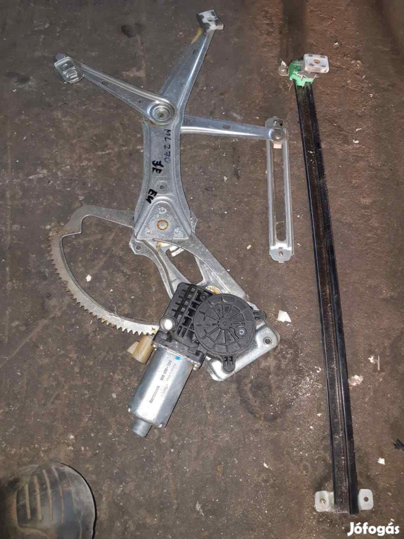 Mercedes ML 270 Jobb Első Ablakemelő Szerkezet Elektromos