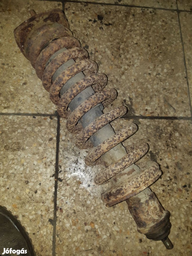 Mercedes ML 270 Jobb Hátsó Lengéscsillapító Rugó