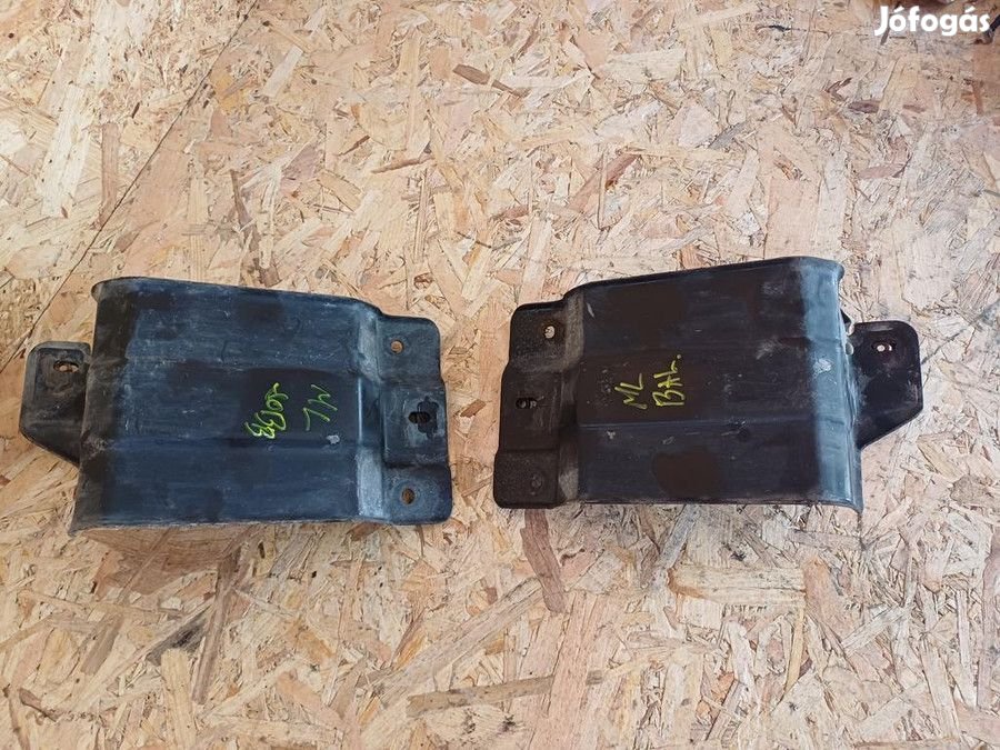 Mercedes ML W163 1998-2005 Első Lökhárító Tartó Pár