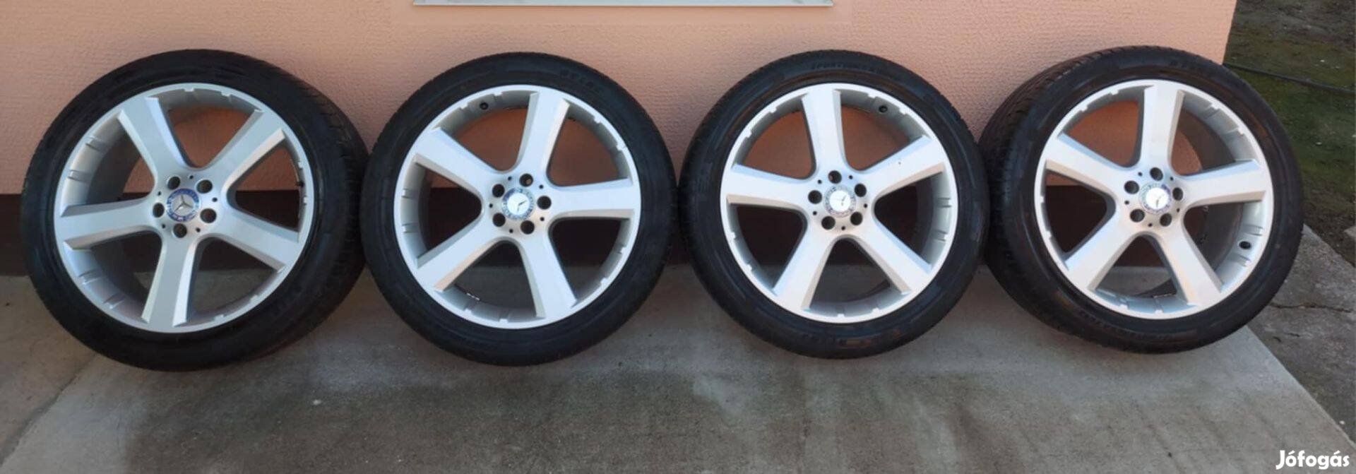 Mercedes ML W164 gyári 20" alufelni szett gumival és csavarokkal
