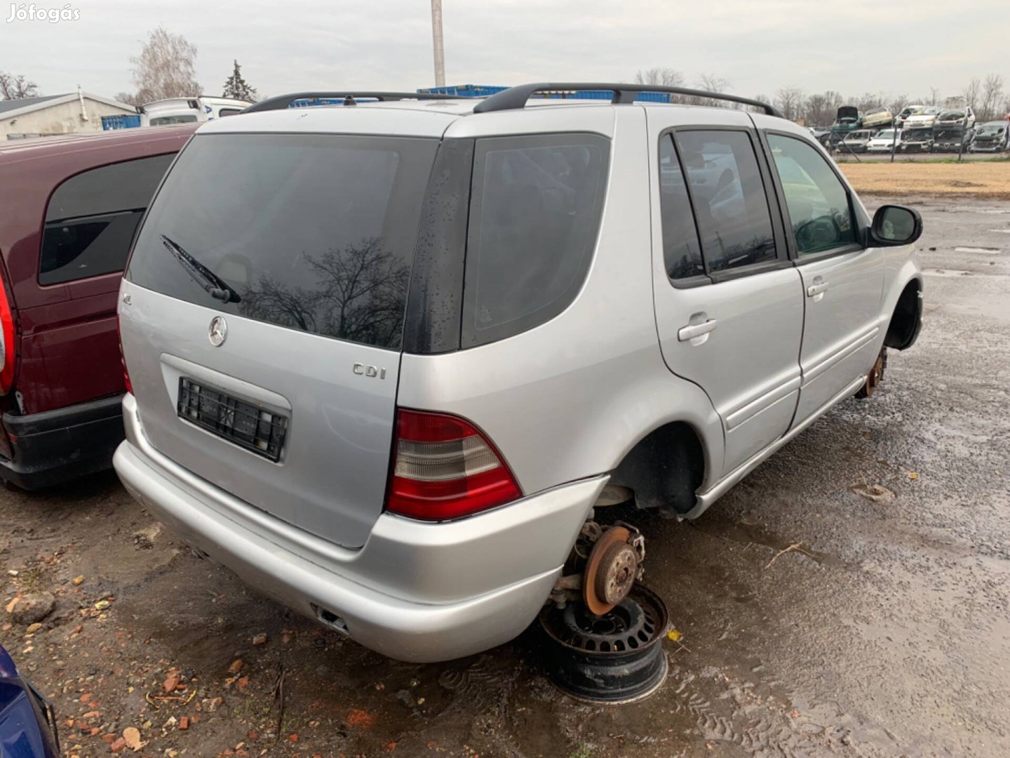 Mercedes ML W 163 bontott alkatrészei eladók!!!270 cdi