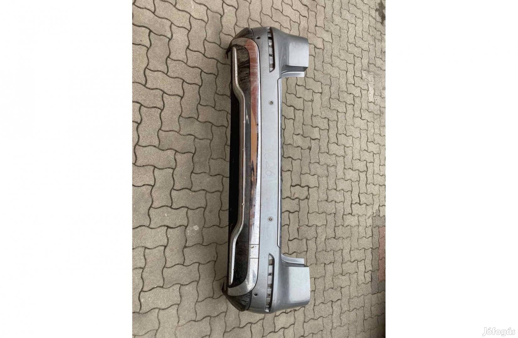 Mercedes ML w166 hátsó lökhárító bontott eladó. Cikkszám:A1668850625