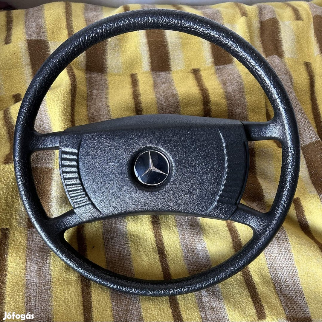 Mercedes Mercedes-Benz W107 W114 W115 W116 W123 gyári kormány
