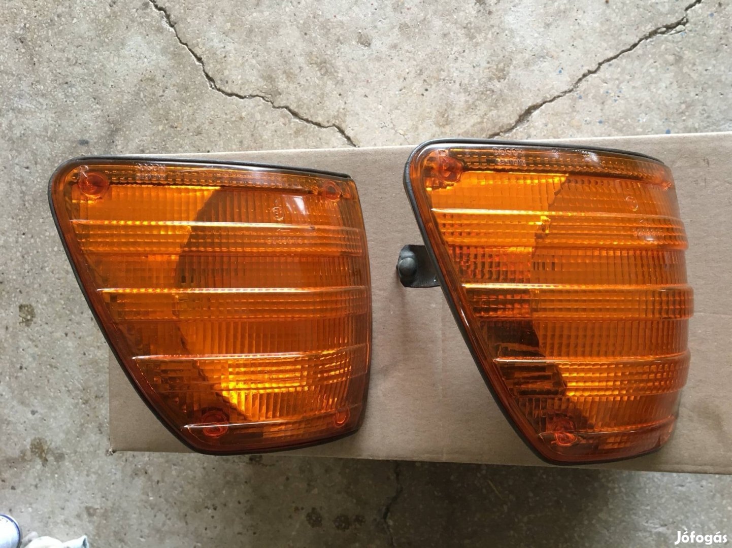 Mercedes Mercedes-Benz W116 gyári Bosch index irányjelző lámpa