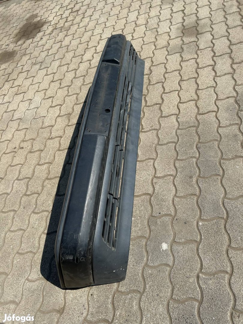 Mercedes Mercedes-Benz W124 gyári klímás első lökhárító