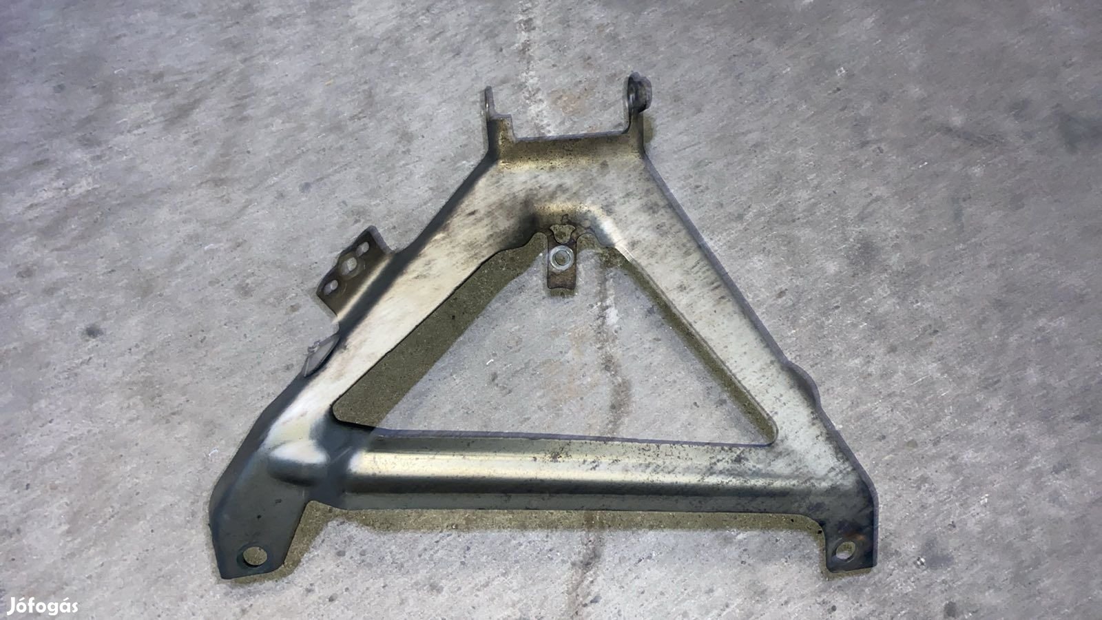 Mercedes OM646 motor segédalváztartó konzol - A6460980429