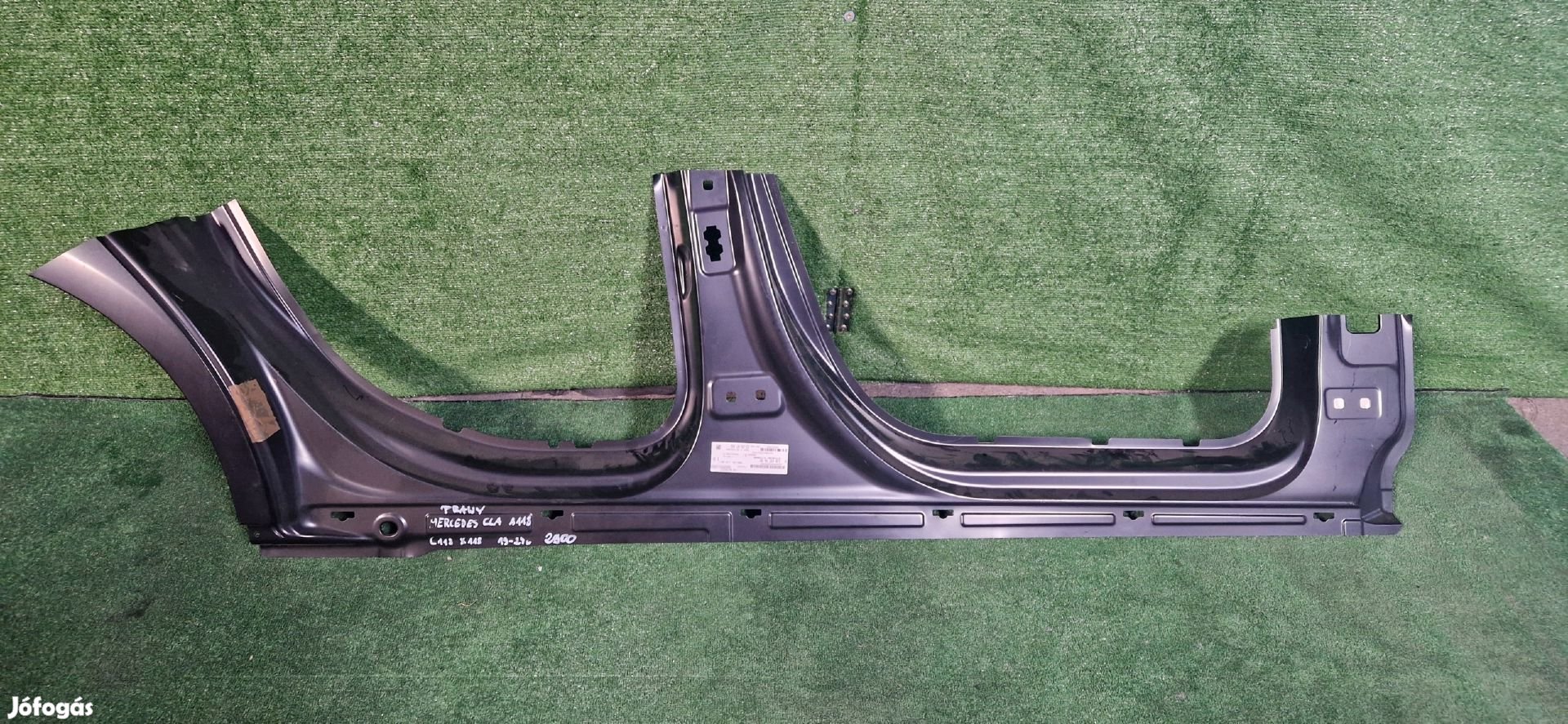 Mercedes Oldalfal w118 cla 2018-jobb  A1186375600 eladó
