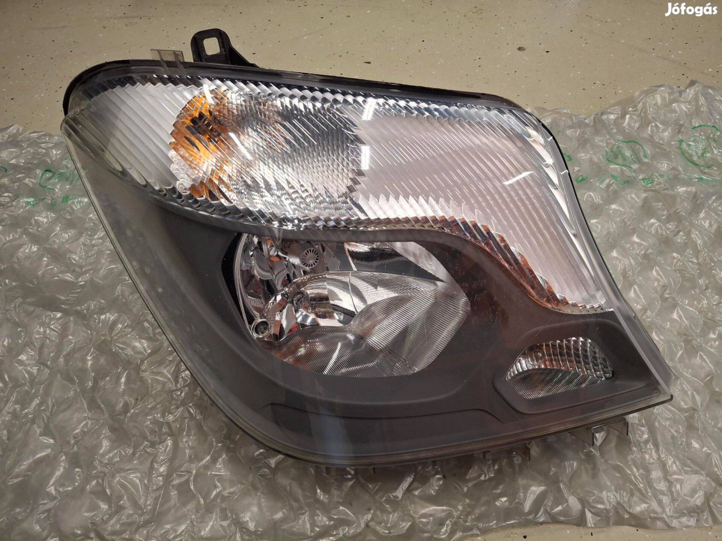 Mercedes Sprinter 2017. 311 CDI jobb fényszóró