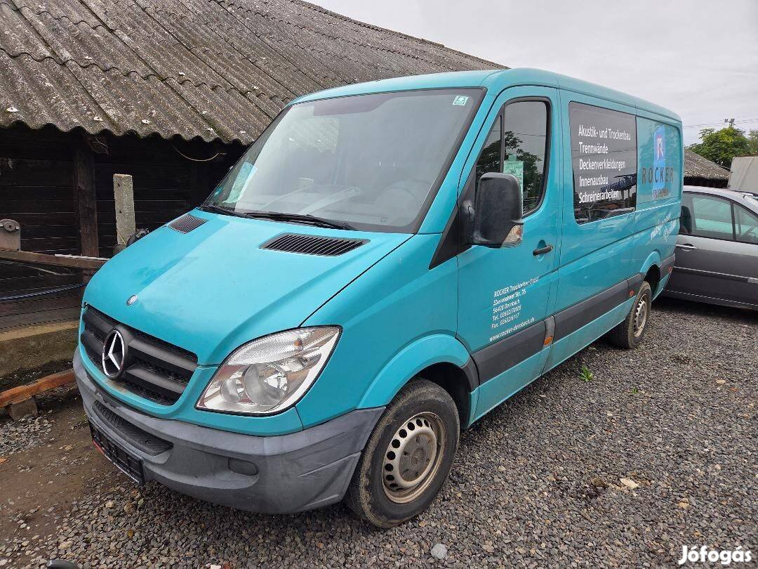 Mercedes Sprinter 213-as elado