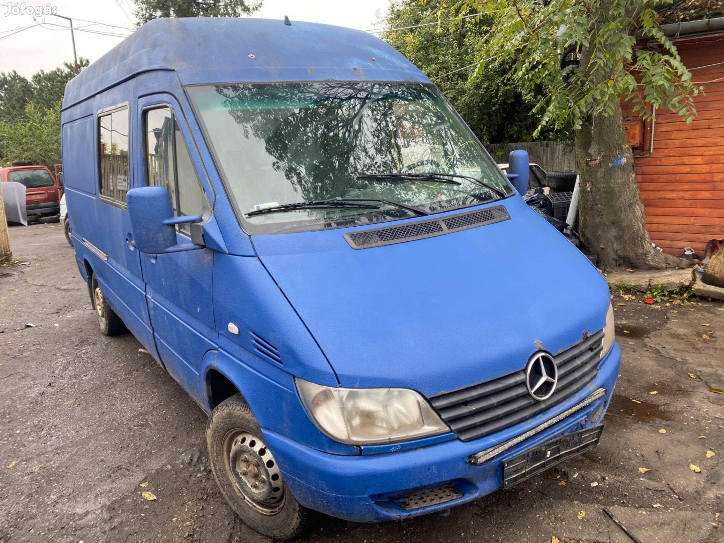 Mercedes Sprinter 2.2D (2002) 611981 Alkatrészek #M1663