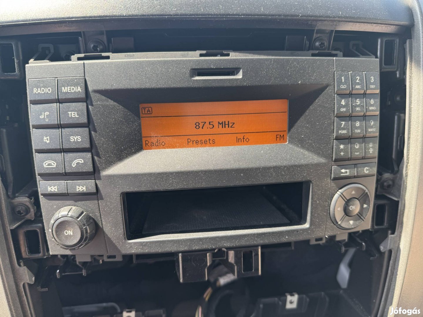 Mercedes Sprinter 906 rádió