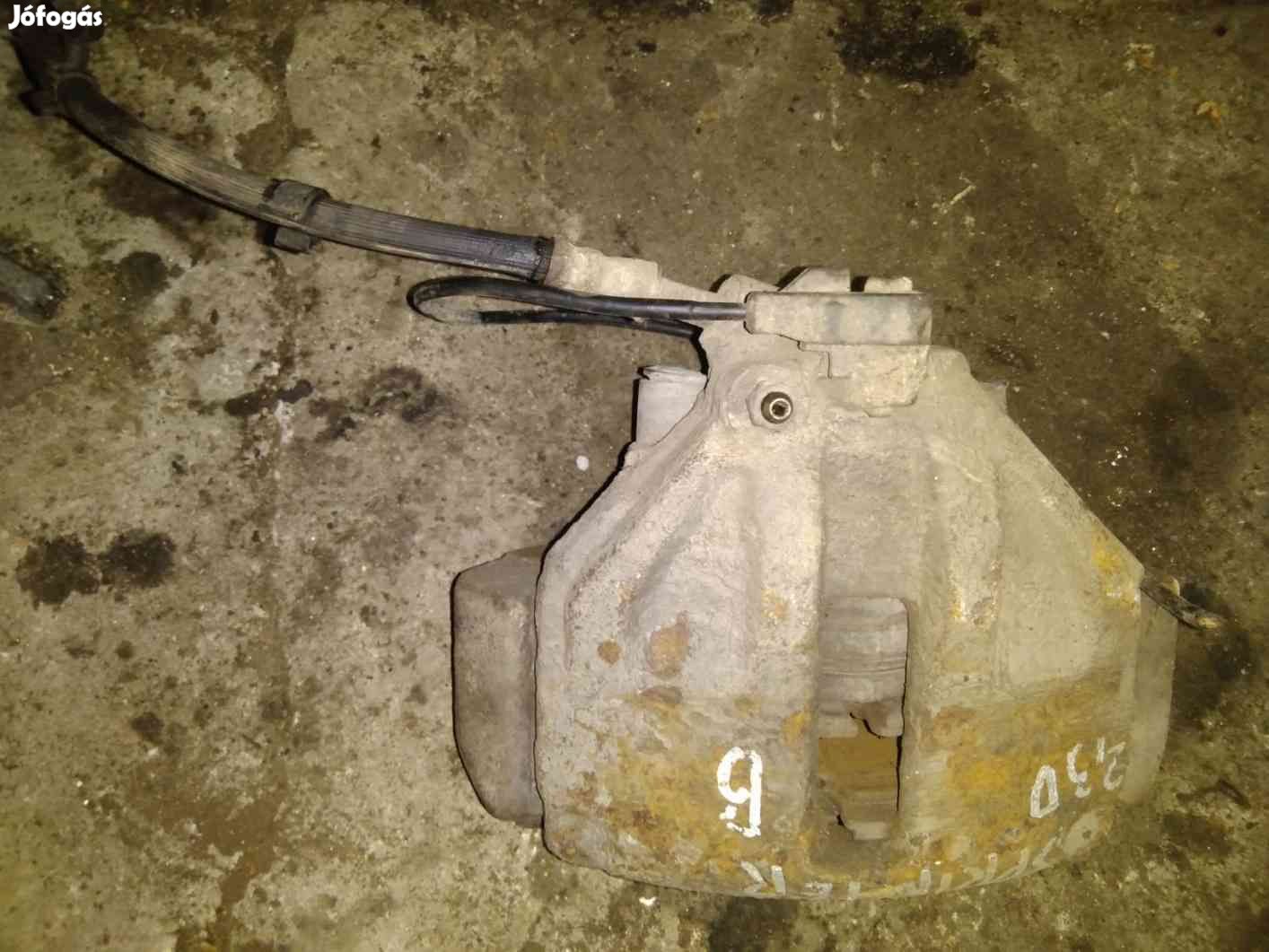 Mercedes Sprinter Bal Első Féknyereg