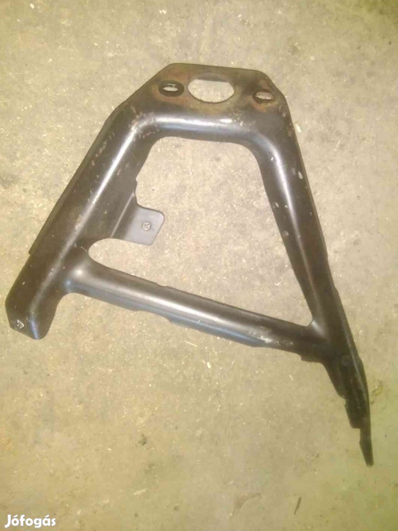 Mercedes Sprinter Szívótorok Tartó Konzol