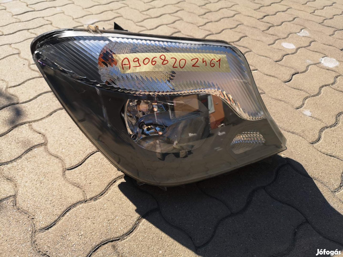 Mercedes Sprinter W906 jobb fényszóró, modi A9068202461 eladó