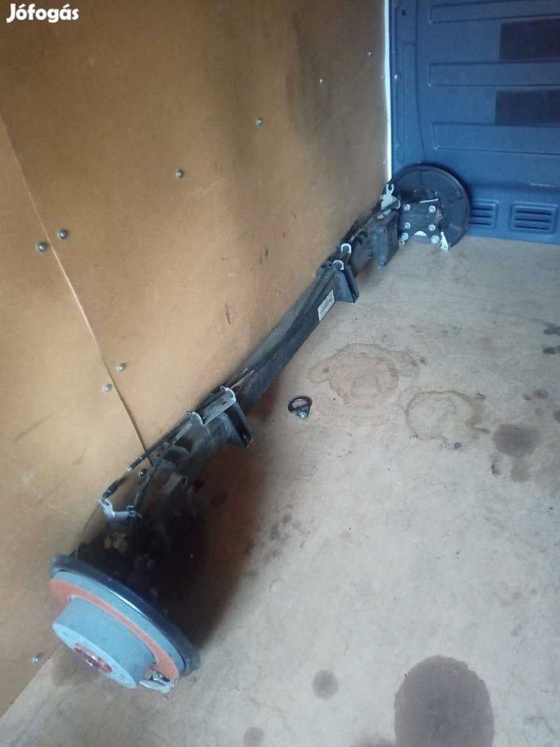 Mercedes Sprinter W910 hátsó futómű híd eladó