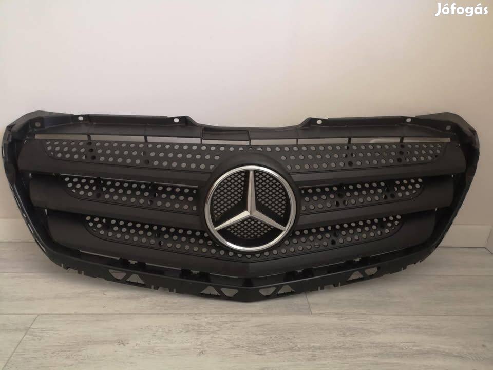 Mercedes Sprinter (2013-2018) gyári hűtődíszrács emblémával