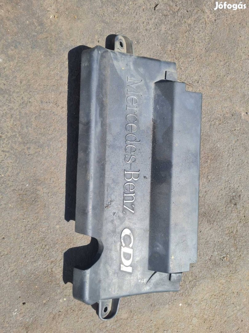 Mercedes Vito 638 Motor Burkolat