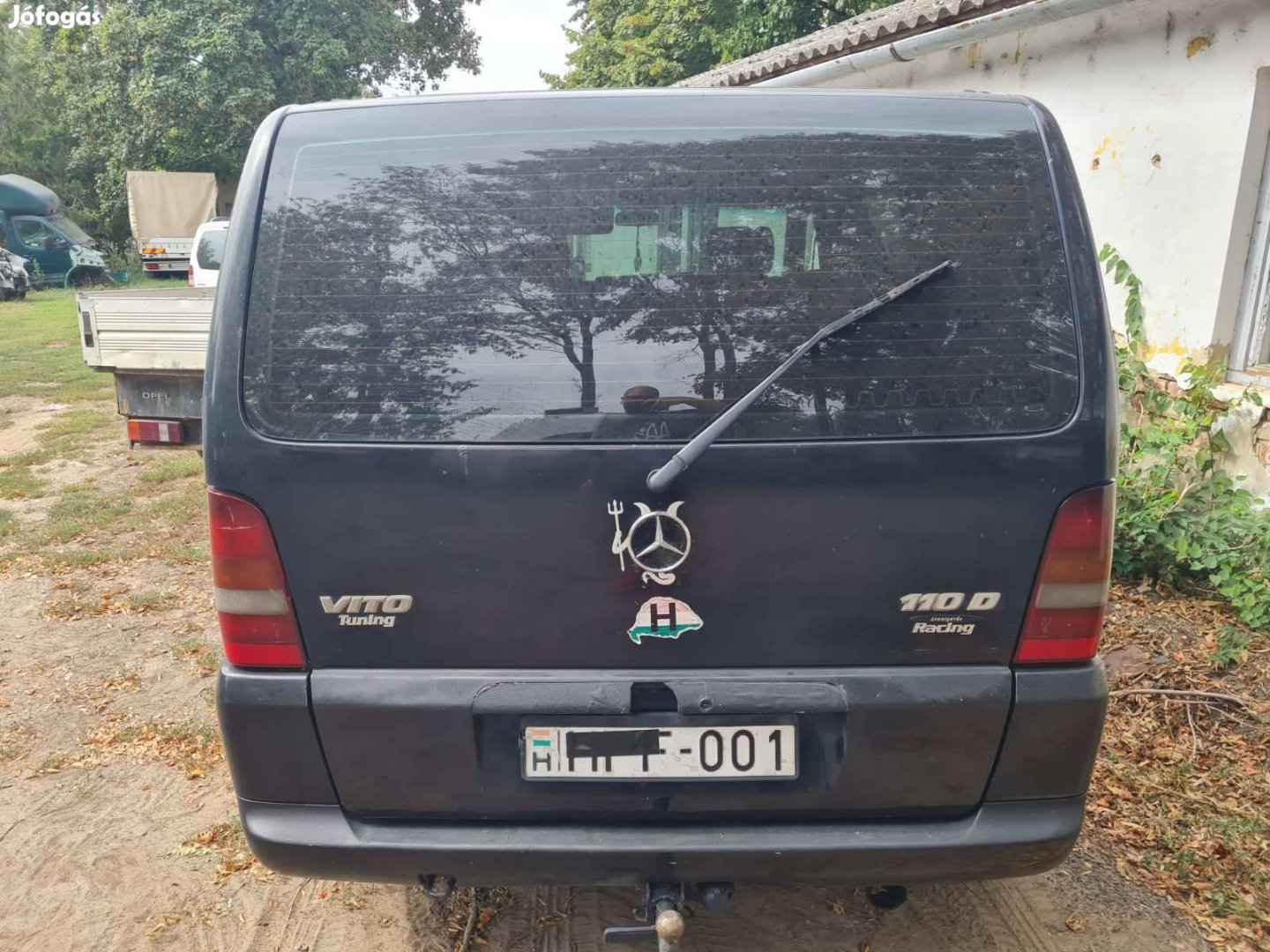 Mercedes Vito 638 csomagtérajtó